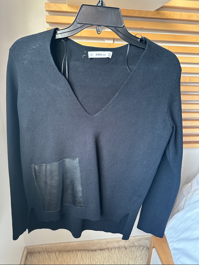 Zara Black V-Neck Sweater With Faux-Leather Pocket